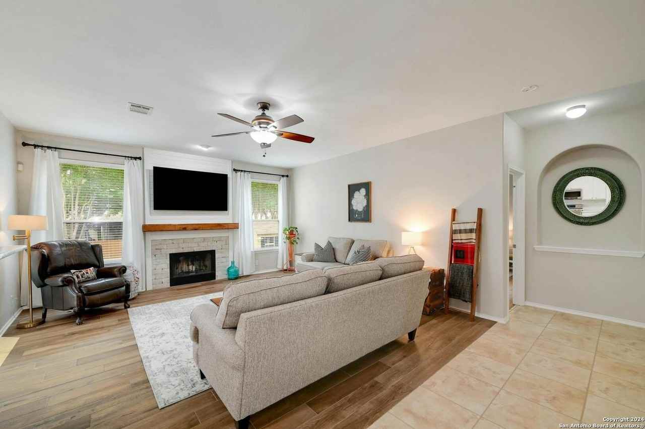 2605 Patron Vlg - Photo 5 of 40