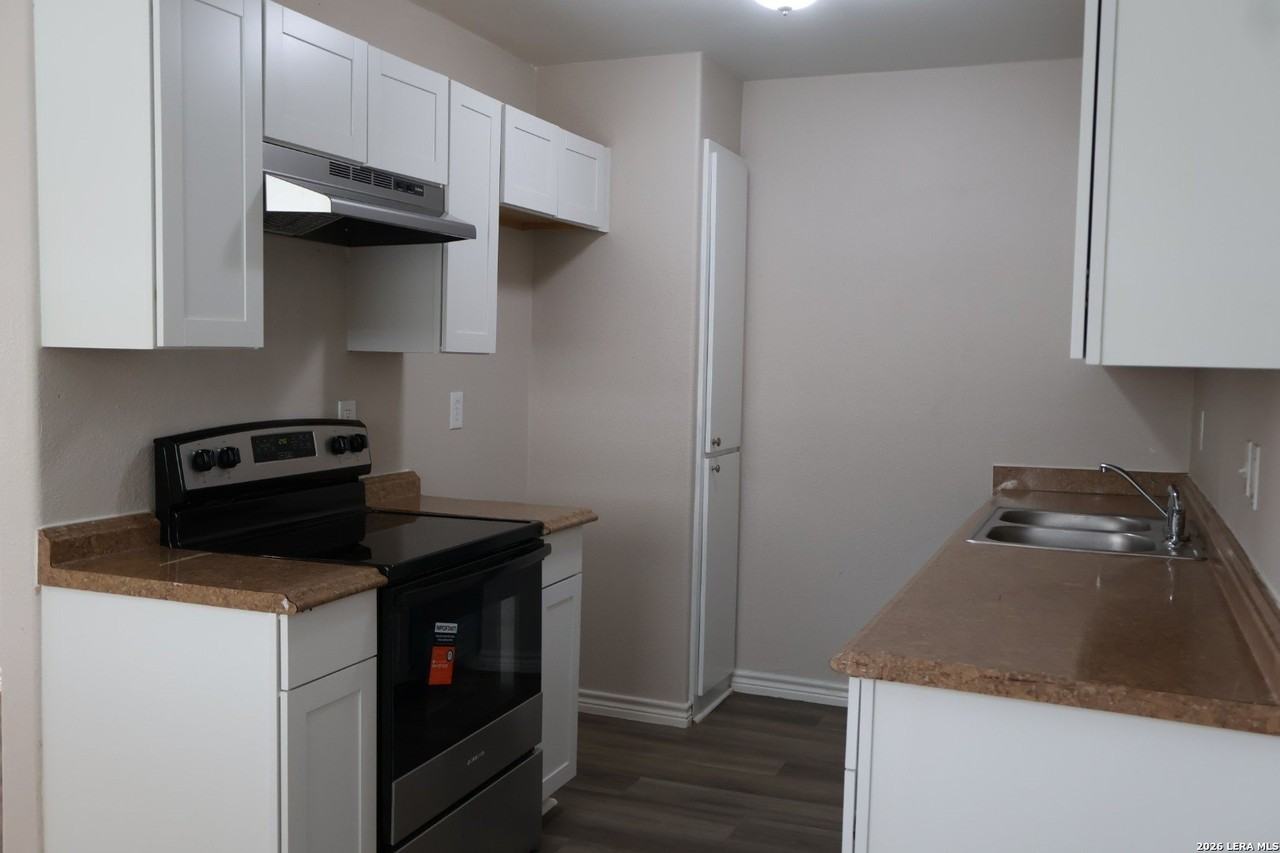 7110 Glen Ter - Photo 2 of 6