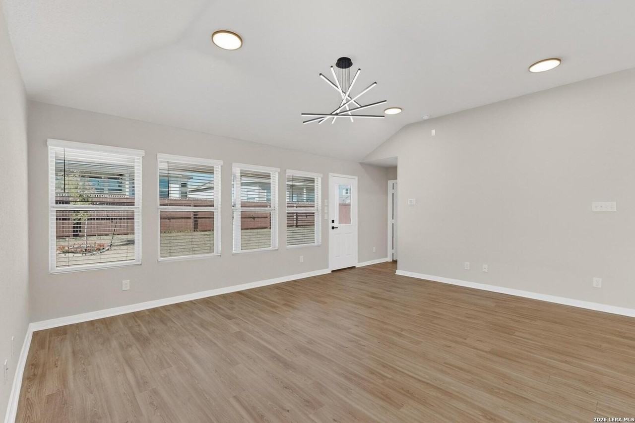 1160 Water Vly - Photo 6 of 35