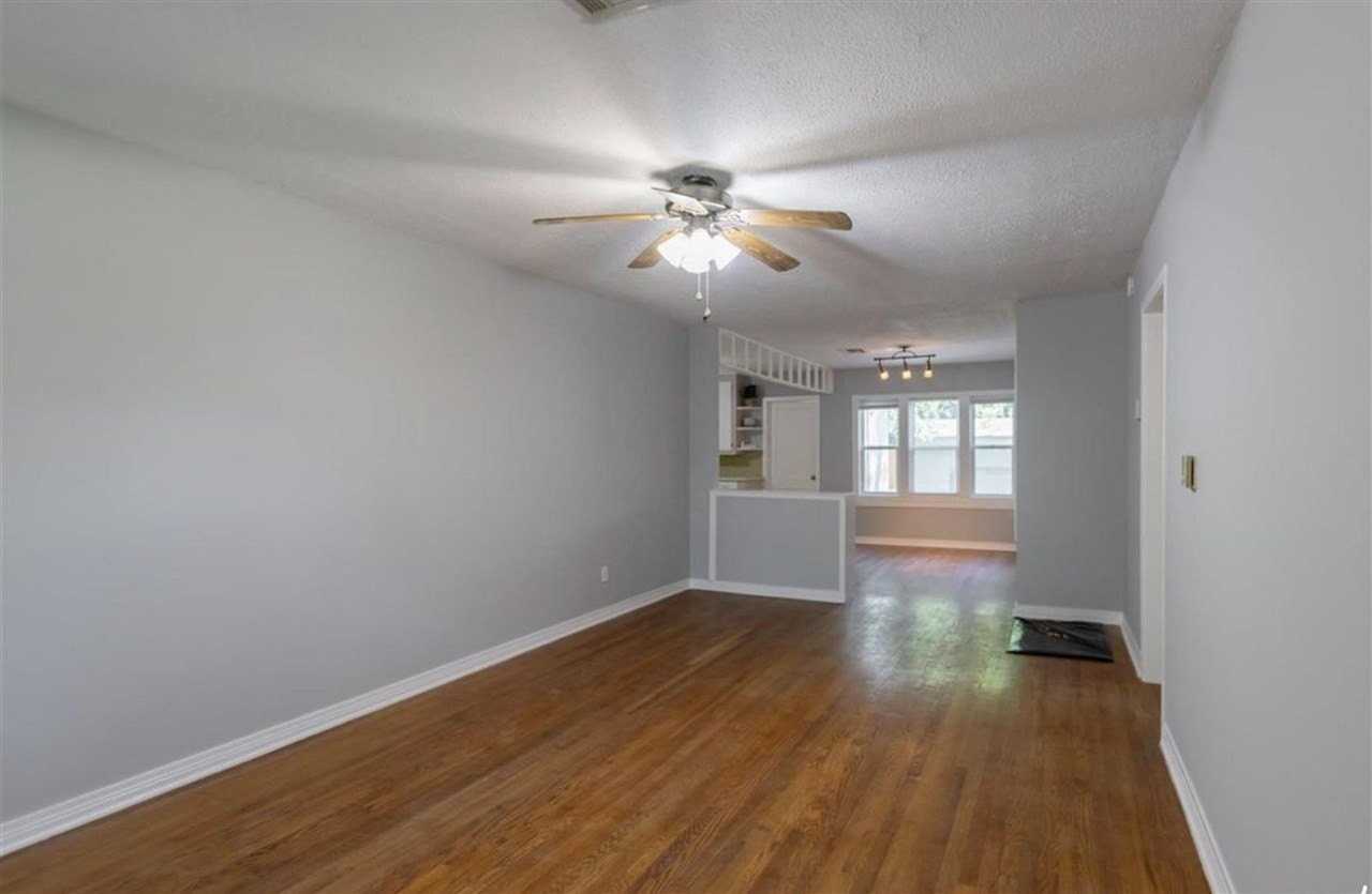 824 W Bennett Dr - Photo 6 of 34