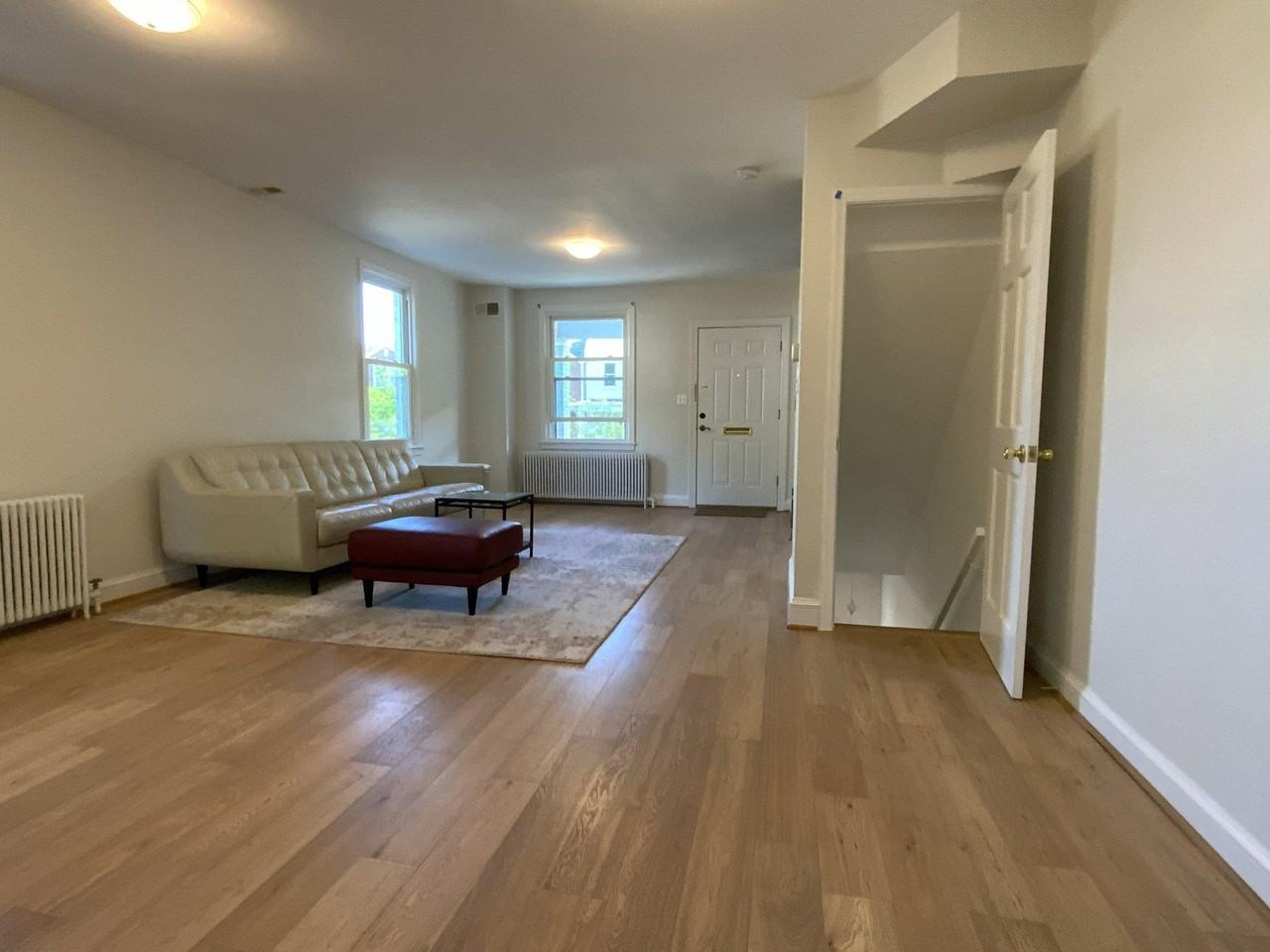 1772 E St Ne - Photo 5 of 23
