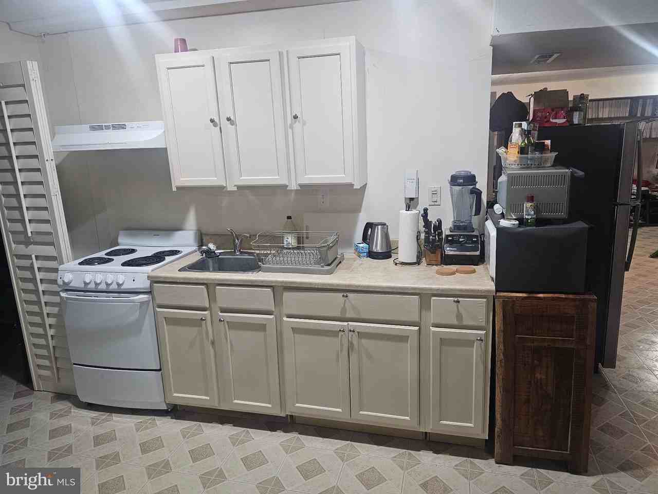 5002 Sinope Way - Photo 3 of 6