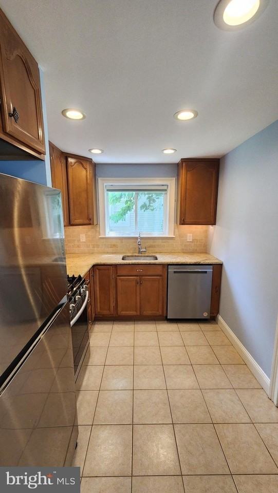 602 Ashland Ave - Photo 6 of 18