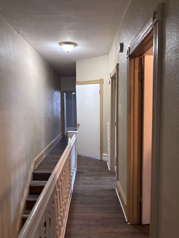 6829 Woodland Ave - Photo 6 of 13