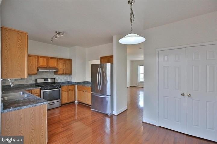 14214 Beddingfield Way - Photo 3 of 12