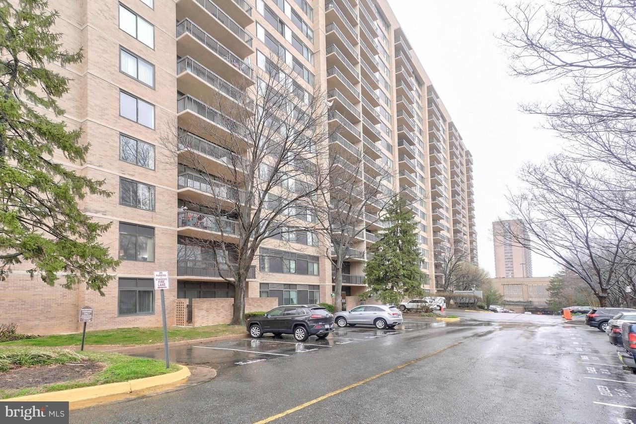 3713 S George Mason Dr #414W