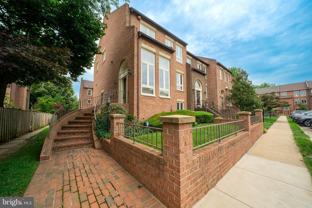 10168 Turnberry Pl - Photo 1 of 1