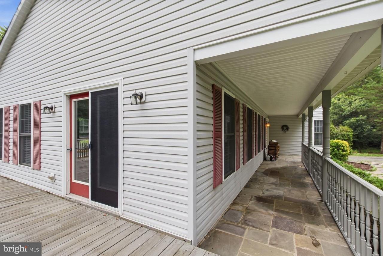 24674 Peach Orchard Ln - Photo 5 of 50