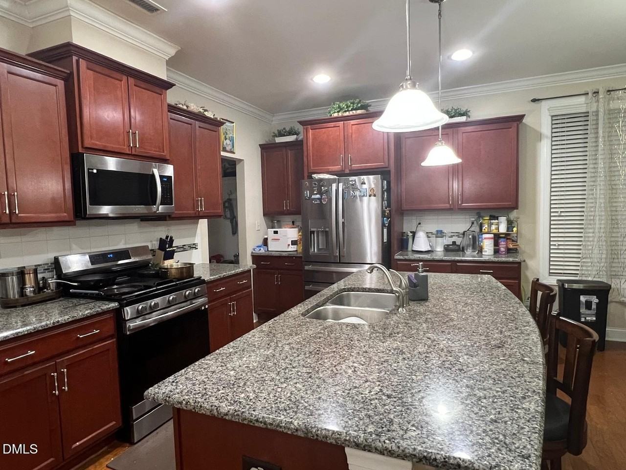 529 Finnbar Dr - Photo 3 of 29