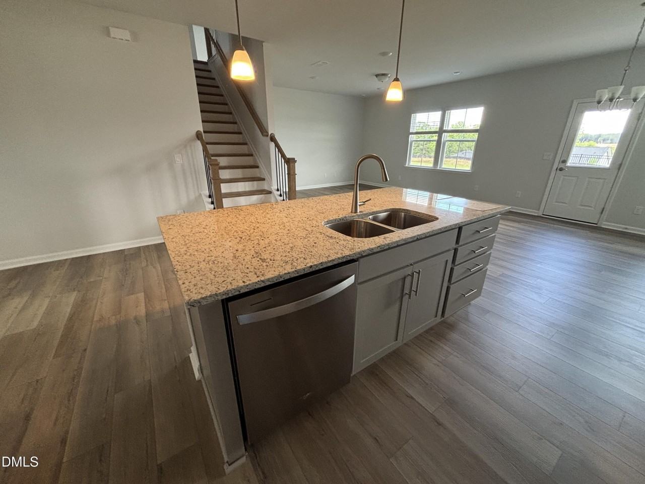3230 Pelican Ln - Photo 3 of 50