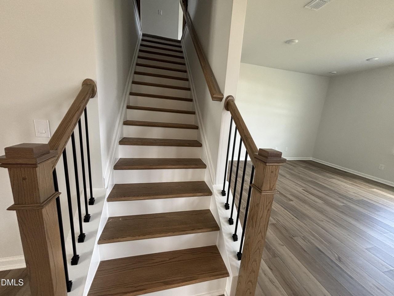3230 Pelican Ln - Photo 4 of 50
