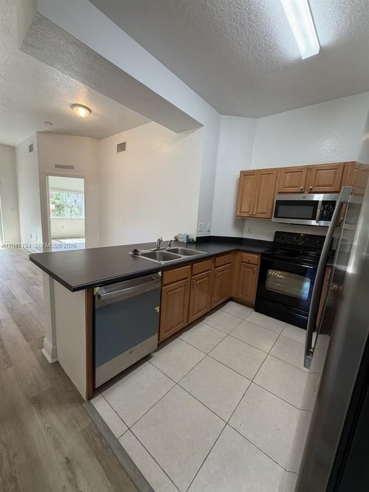 3335 Palomino Drive #311-3 - Photo 4 of 18
