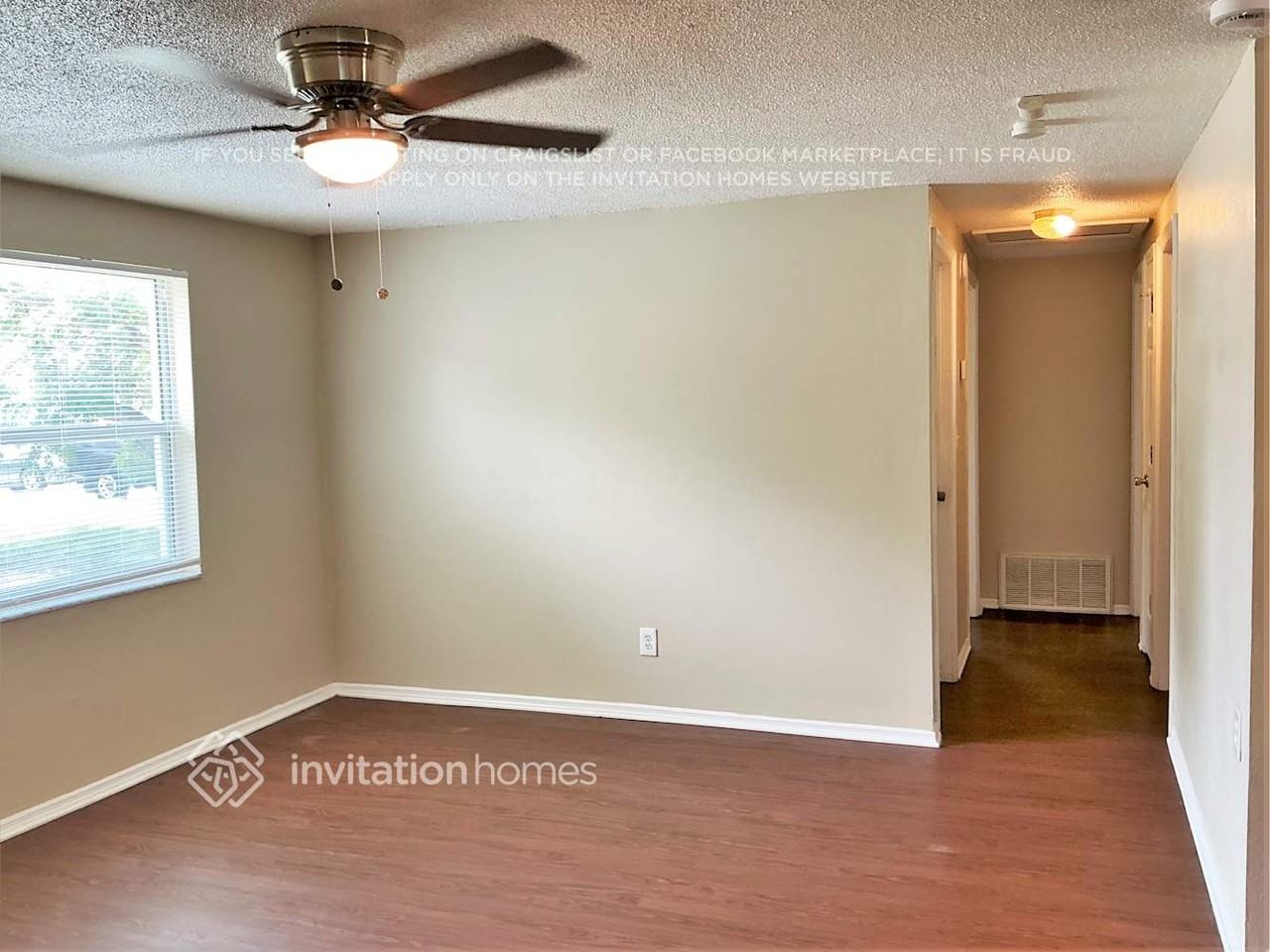 8837 79th Pl - Photo 5 of 17