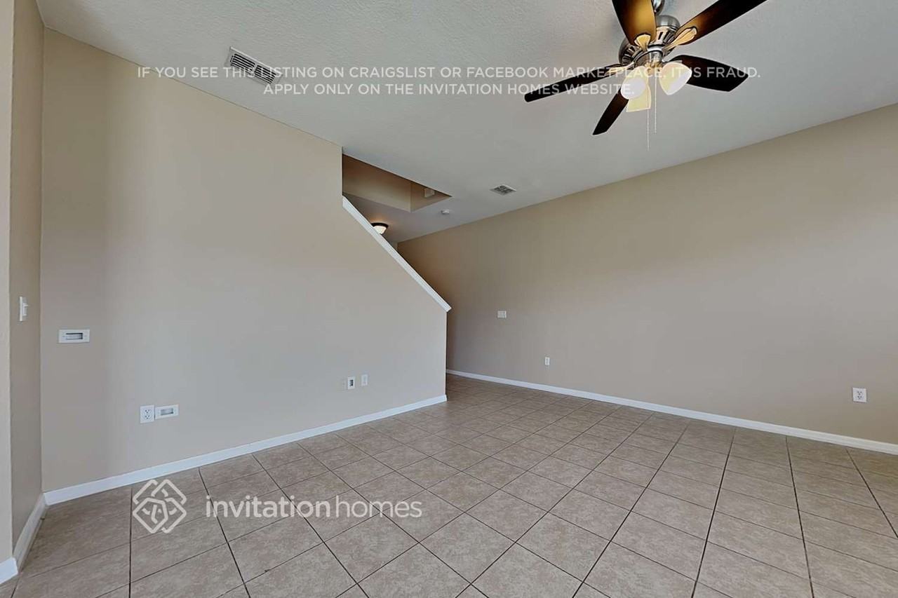 9623 Maxson Dr - Photo 5 of 19