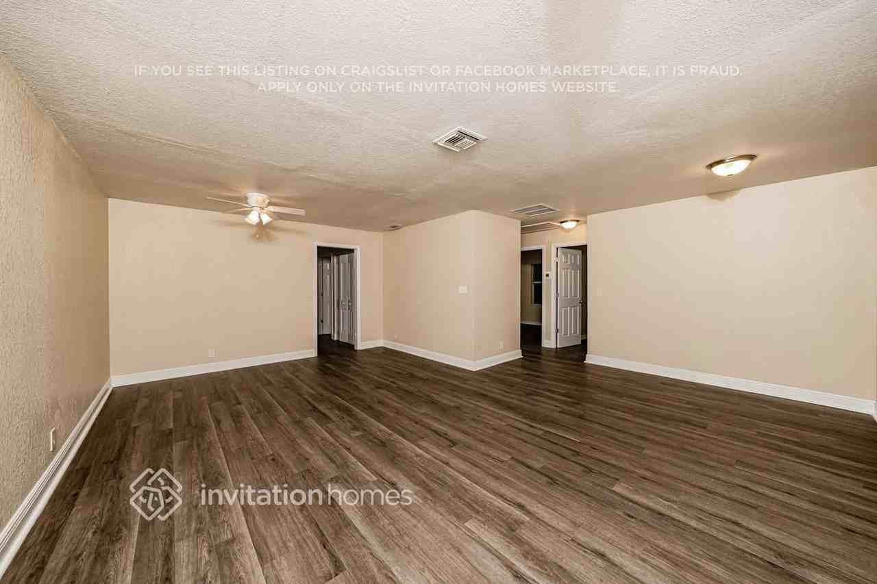 6000 Westfall Rd - Photo 3 of 17