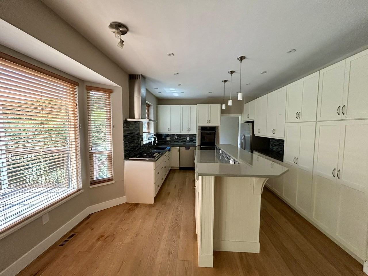 29 Foxwood Dr - Photo 2 of 16
