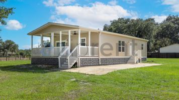 featured image of 8055 Hoboh Ln