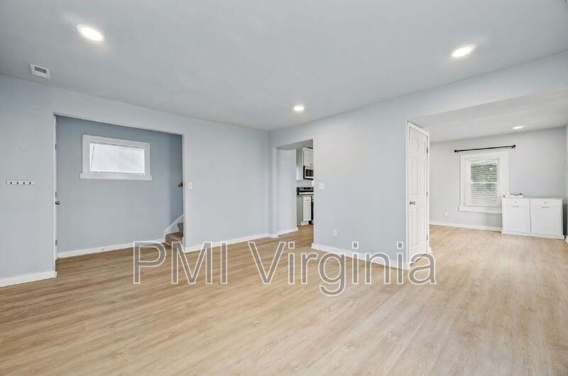 1035 W 36th St - Photo 5 of 28