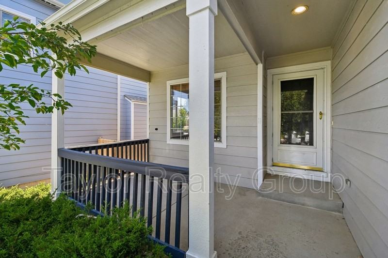 8728 Starwood Ln - Photo 2 of 29