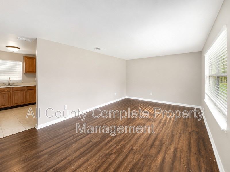 10881 Key Coral Dr - Photo 5 of 21