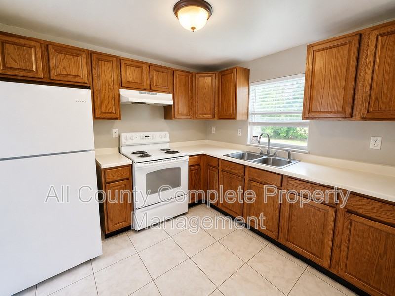 10881 Key Coral Dr - Photo 7 of 21