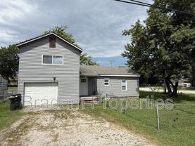 402 S Cedar St - Photo 1 of 1