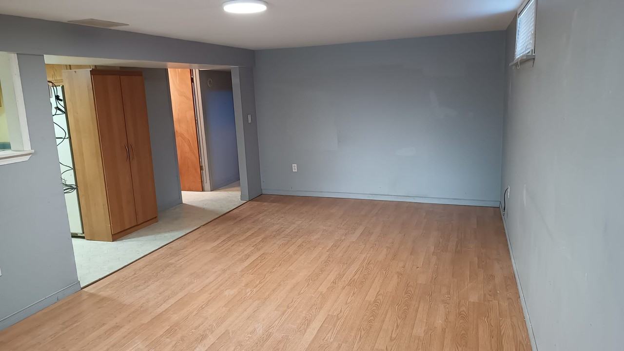 25 Elizabeth St - Photo 4 of 18