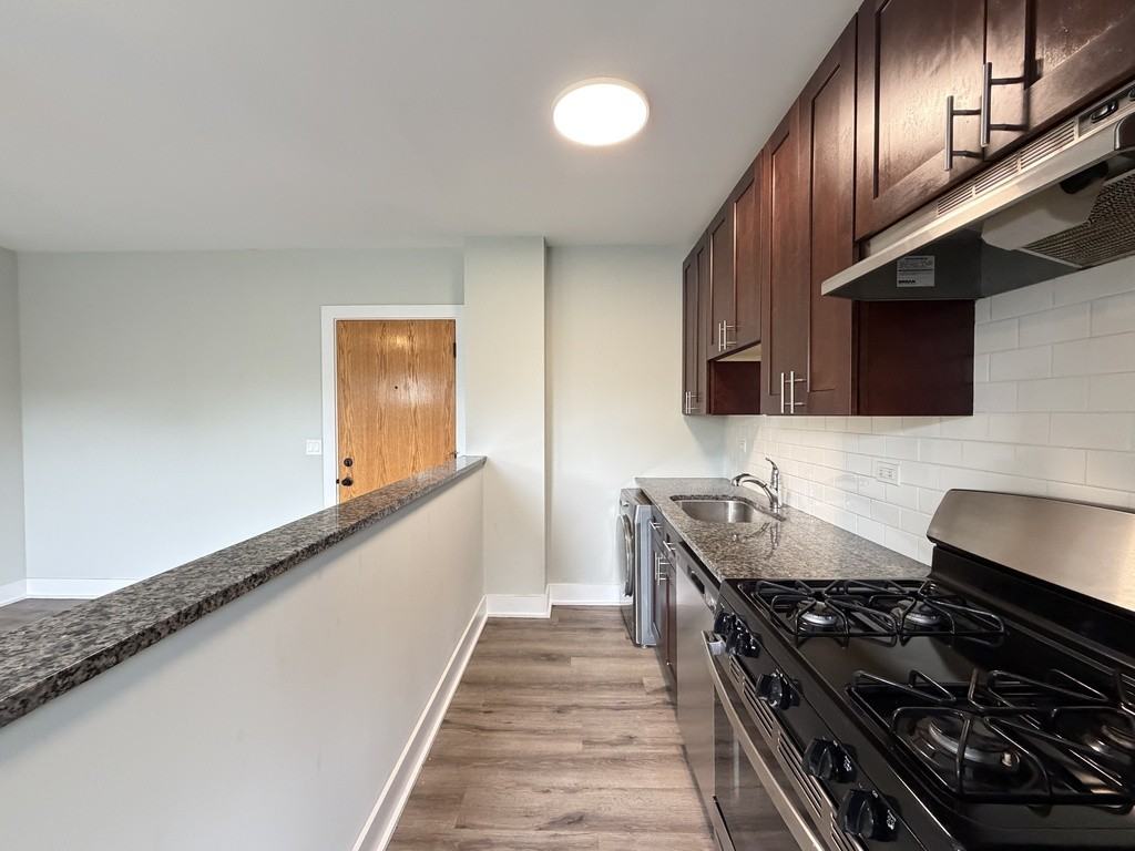 730 Judson Ave #13 - Photo 4 of 21