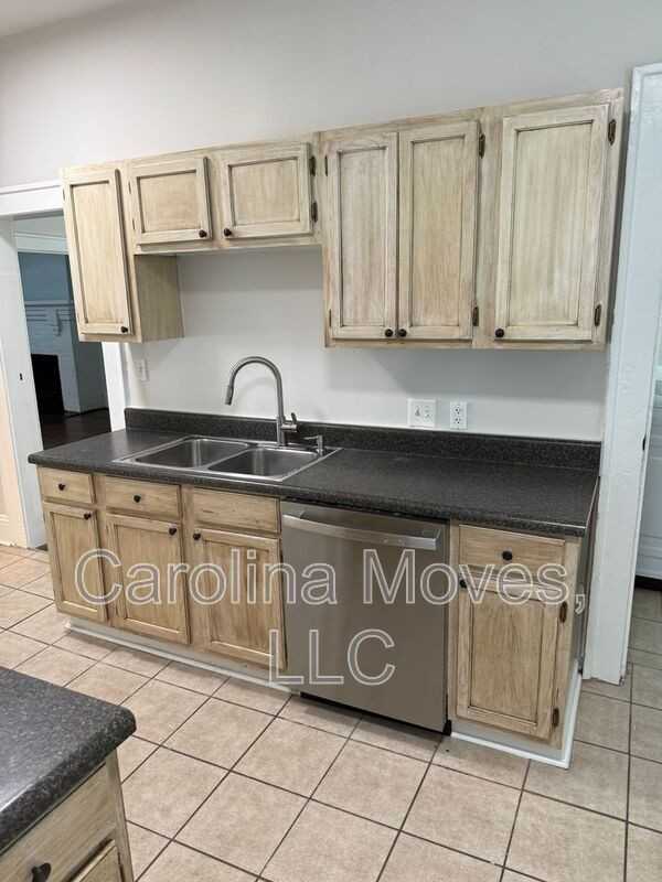 112 Lavinia Ave - Photo 6 of 30