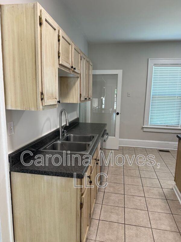 112 Lavinia Ave - Photo 7 of 30
