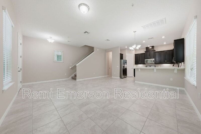 9355 Tyrella Pine Trl - Photo 3 of 36