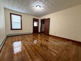 313 High St #2R - Photo 1 of 1