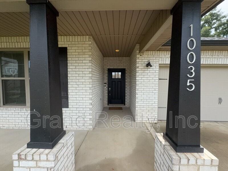 10035 Tuscan Ct - Photo 2 of 31