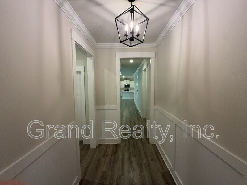 10035 Tuscan Ct - Photo 4 of 31