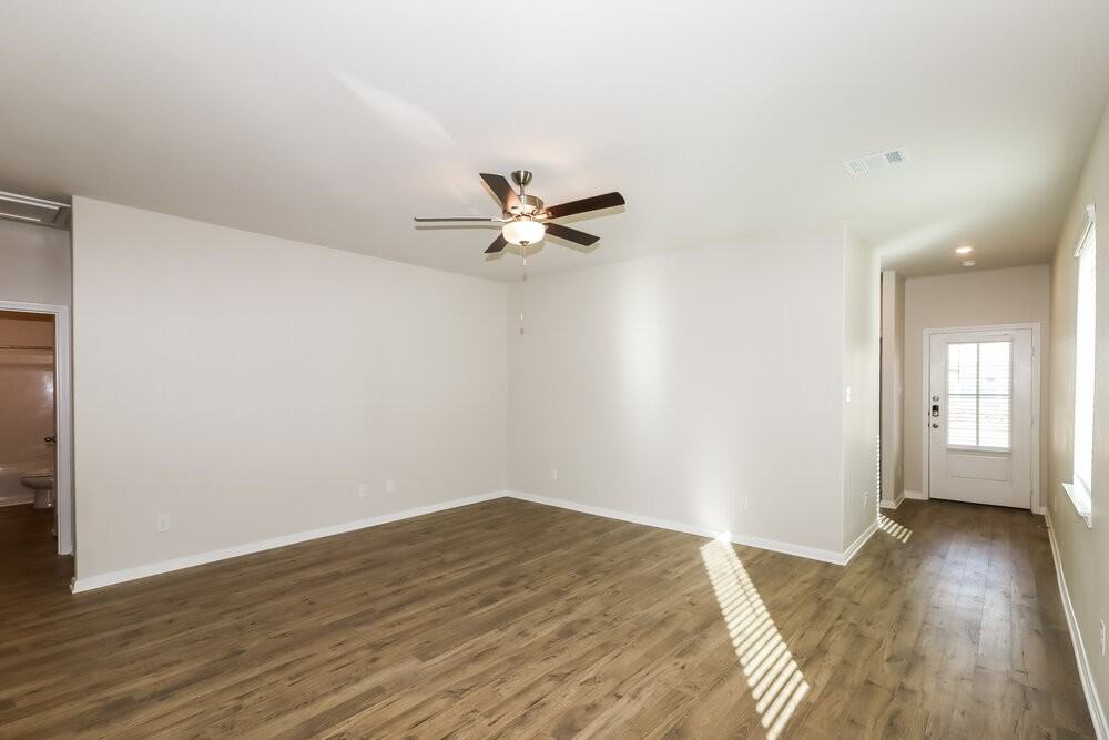 7630 Tipton Meadow Way - Photo 4 of 16
