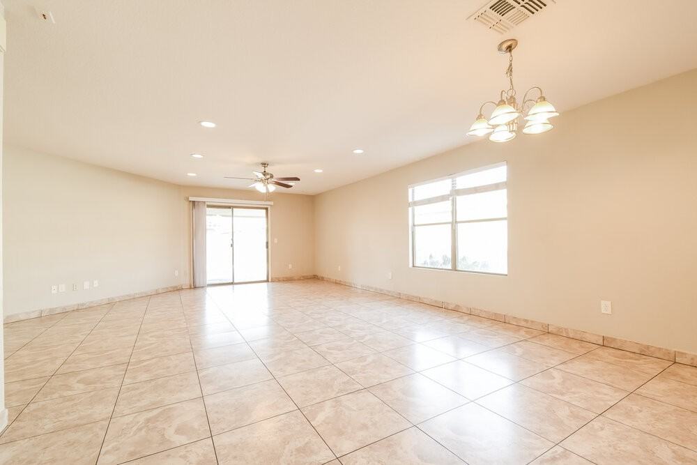 2768 W San Carlos Ln - Photo 6 of 16