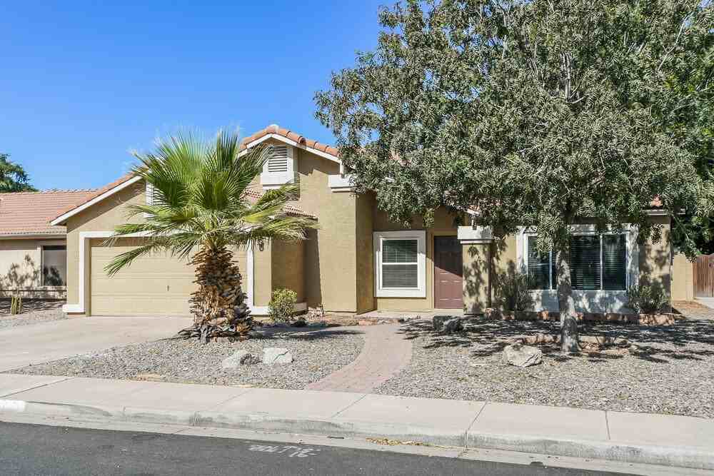 820 N Sailors Way - Photo 3 of 16