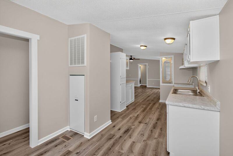 9009 Dorchester Ln - Photo 5 of 19
