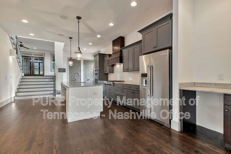 3211 Overlook Dr - Photo 6 of 45