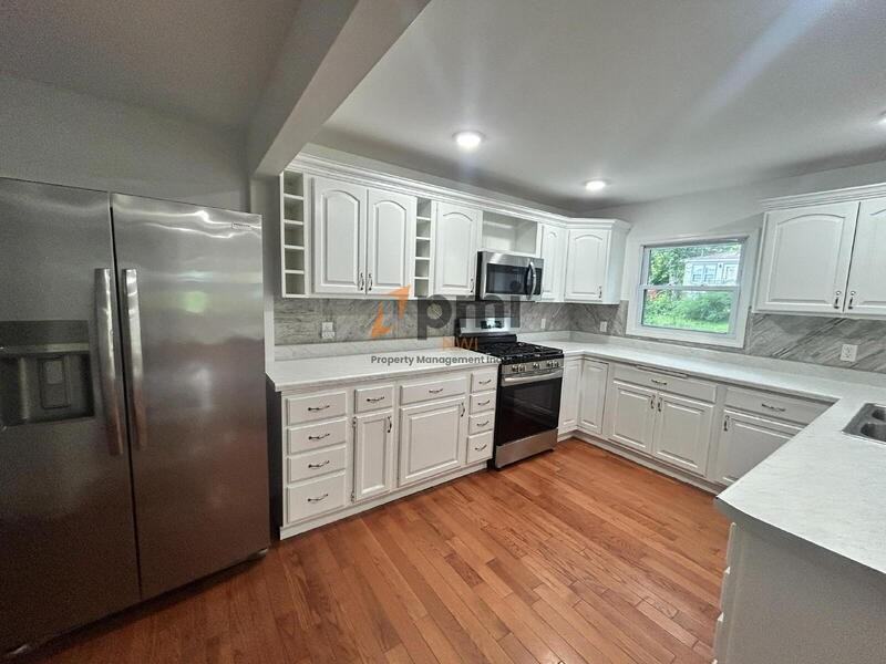 8039 W 127th Ln - Photo 3 of 21