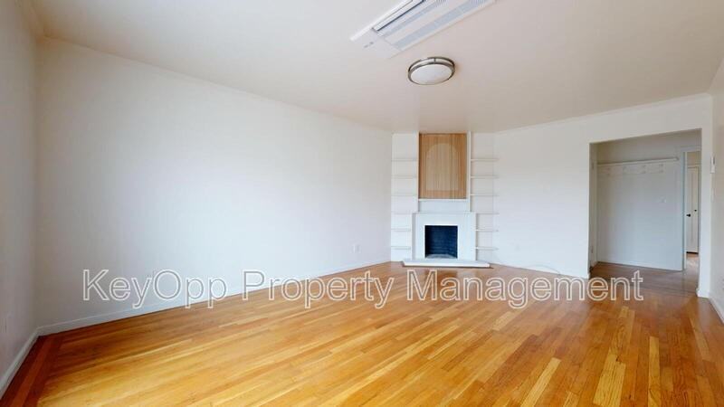 2337 Judah St - Photo 2 of 11