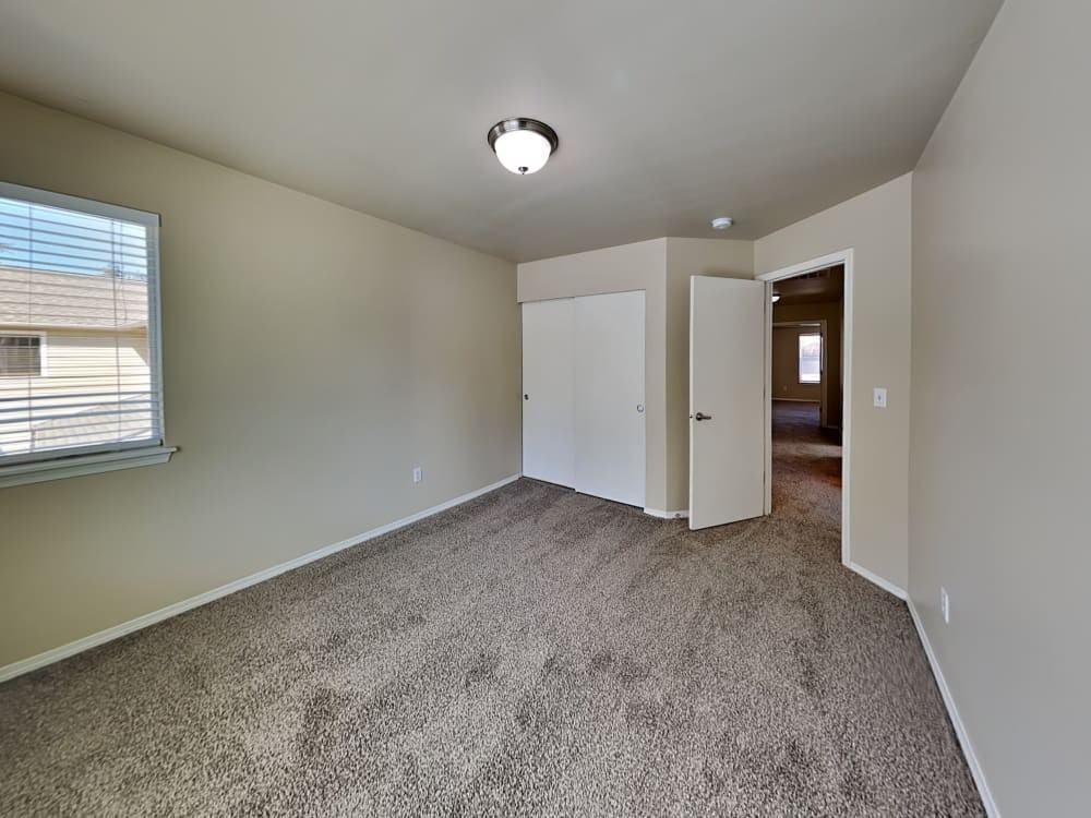 8932 Wren Way Southeast - Photo 3 of 10