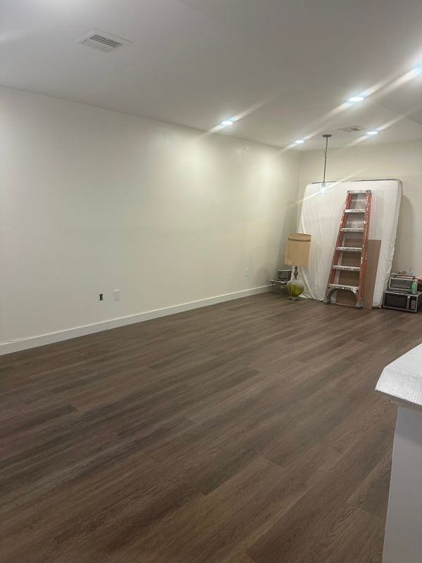 136 Maple Ave - Photo 5 of 19