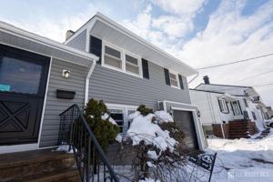 featured image of 9 Bernath St