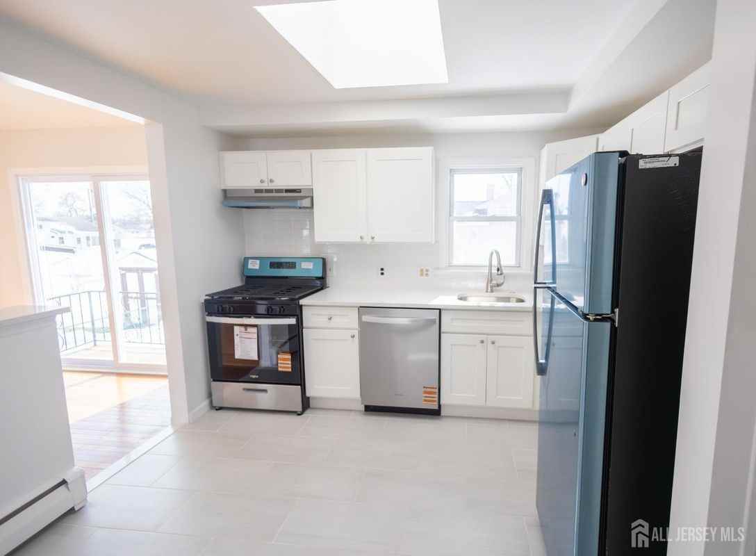 9 Bernath St - Photo 6 of 11