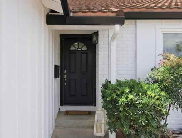 399 Castro Ct - Photo 3 of 22