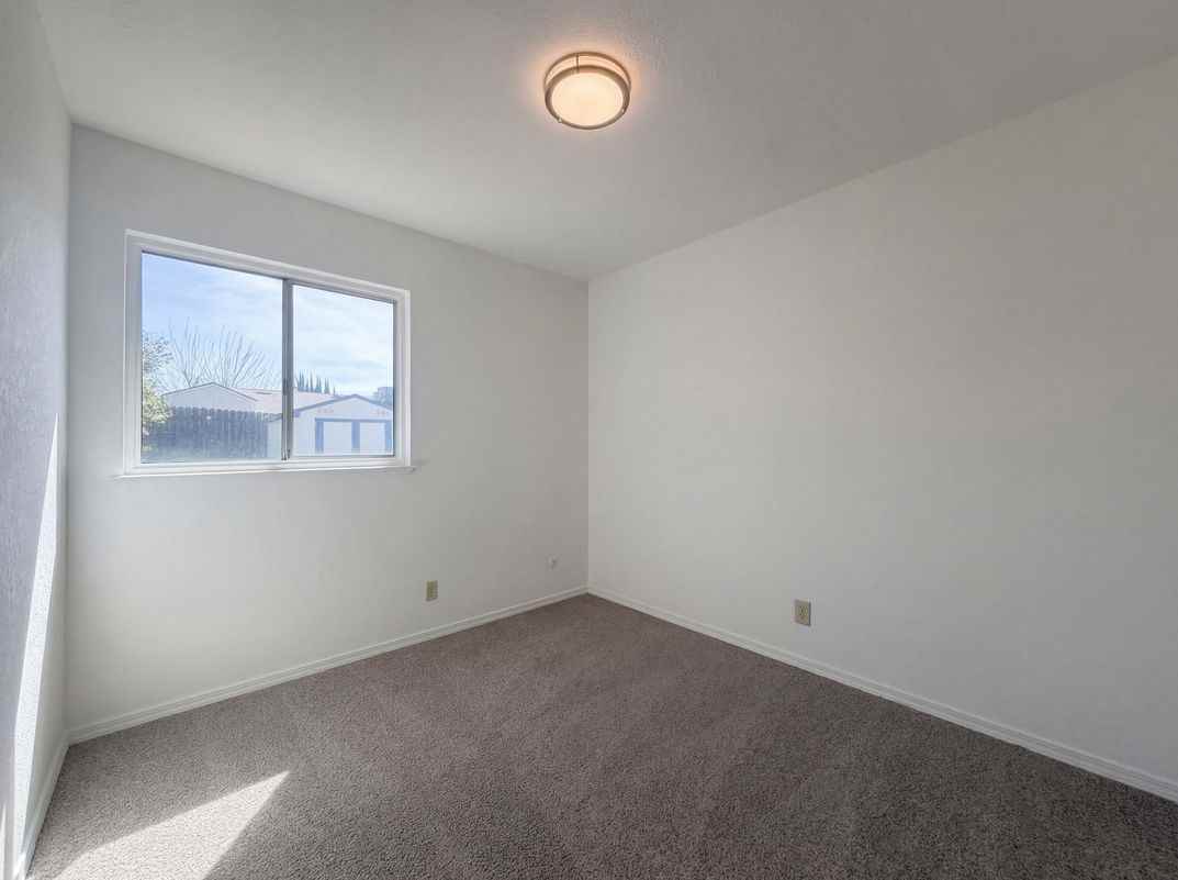 4814 Monet Way - Photo 4 of 11