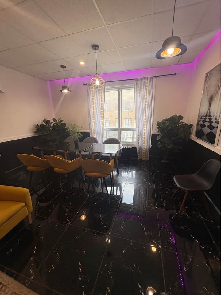 1637 Rue Sainte-Catherine Ouest - Photo 4 of 7