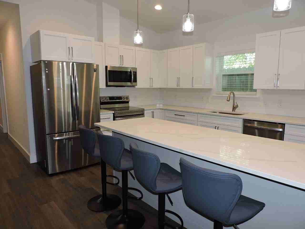 12610 Erin Lea Lane #B - Photo 7 of 37