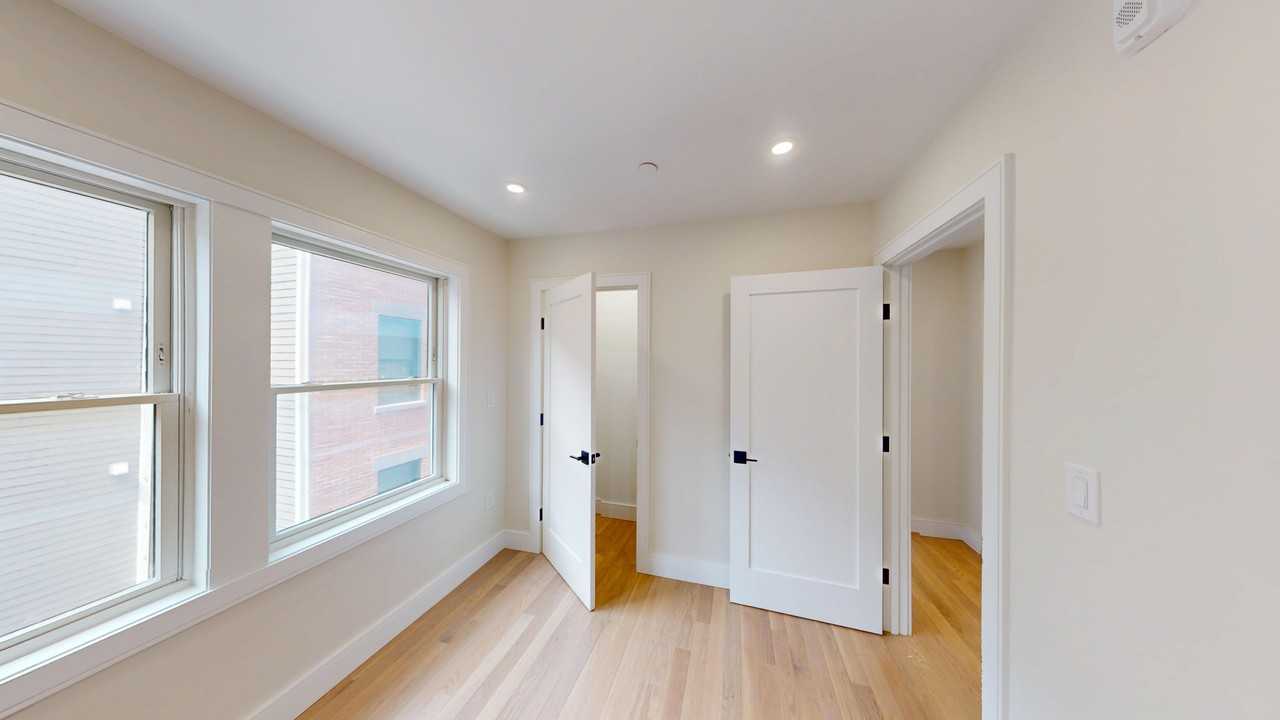 62 Gove St #3 - Photo 6 of 23